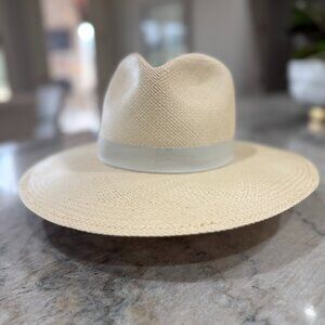 Janessa Leone Aisley White Straw Beach Hat, Size Small